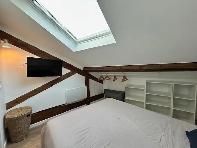 Le Hibou Du Marion Apartment